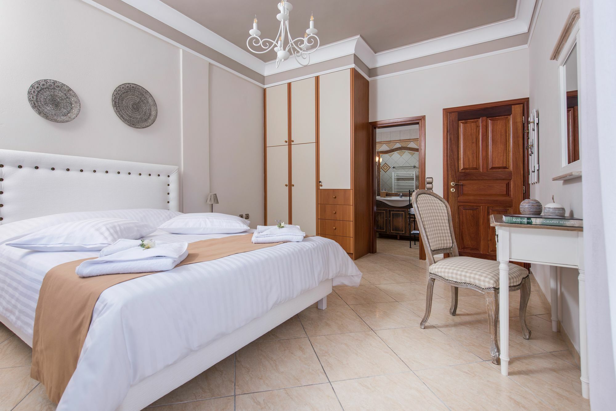 Vineyard Exclusive Suites Akrotírion 外观 照片
